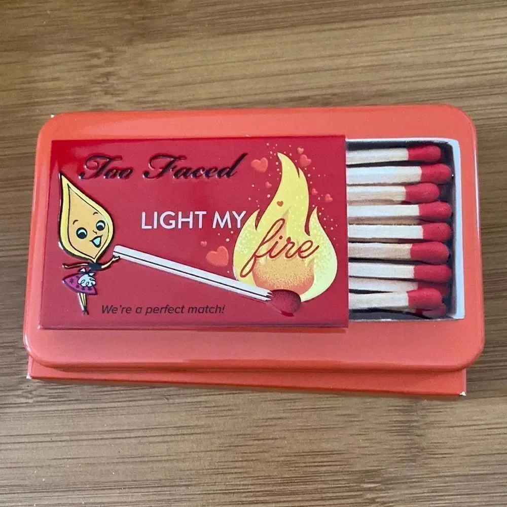 Too Faced On The Fly Eye Shadow Palette Light My Fire